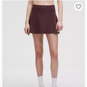 NWT Lululemon Lightweight High-Rise Tennis Skirt in Goodnight Plum. Sz 4.